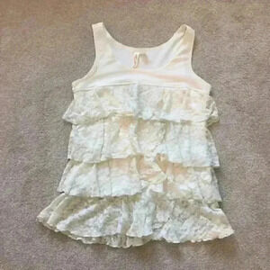 ⭐️ Adiva white tank top